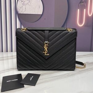 ☕️YSL☕️ ENVELOPE MEDIUM CHAIN BAG IN SUPPLE MATELASSÉ LEATHER